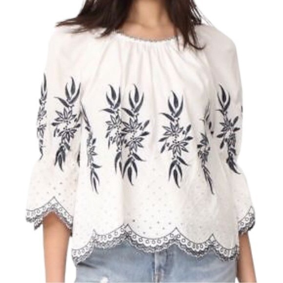 Moon River Embroidered Eyelet Scalloped Hem Boho Top White & Blue Size Small - Picture 1 of 12